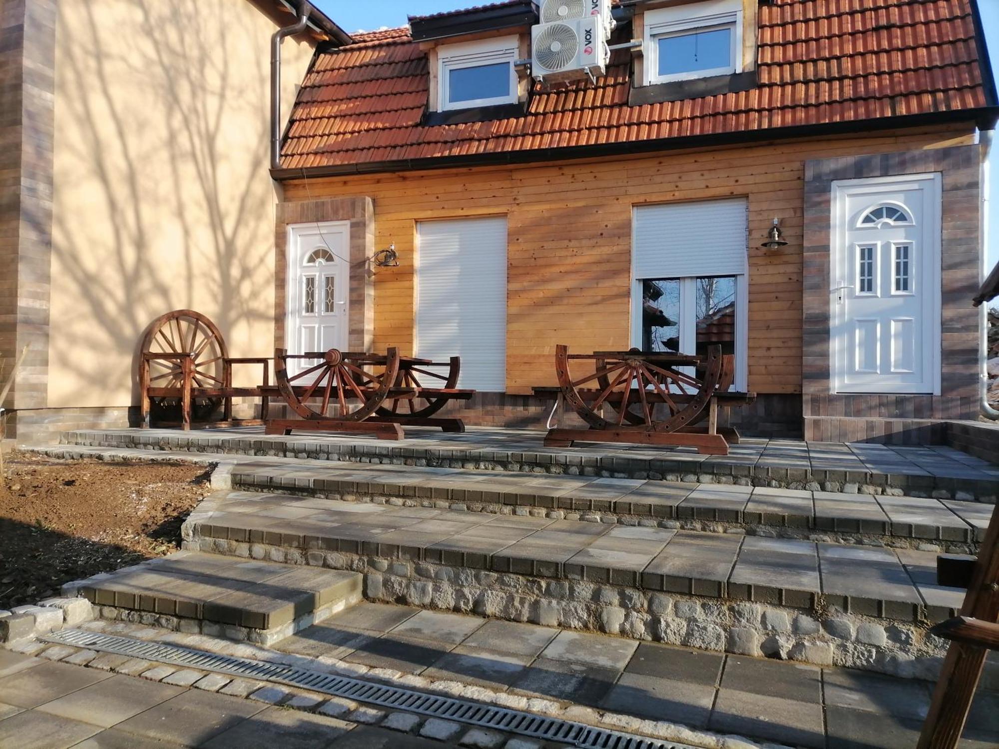 A Bre Da Bre Family Club Apartment Nis